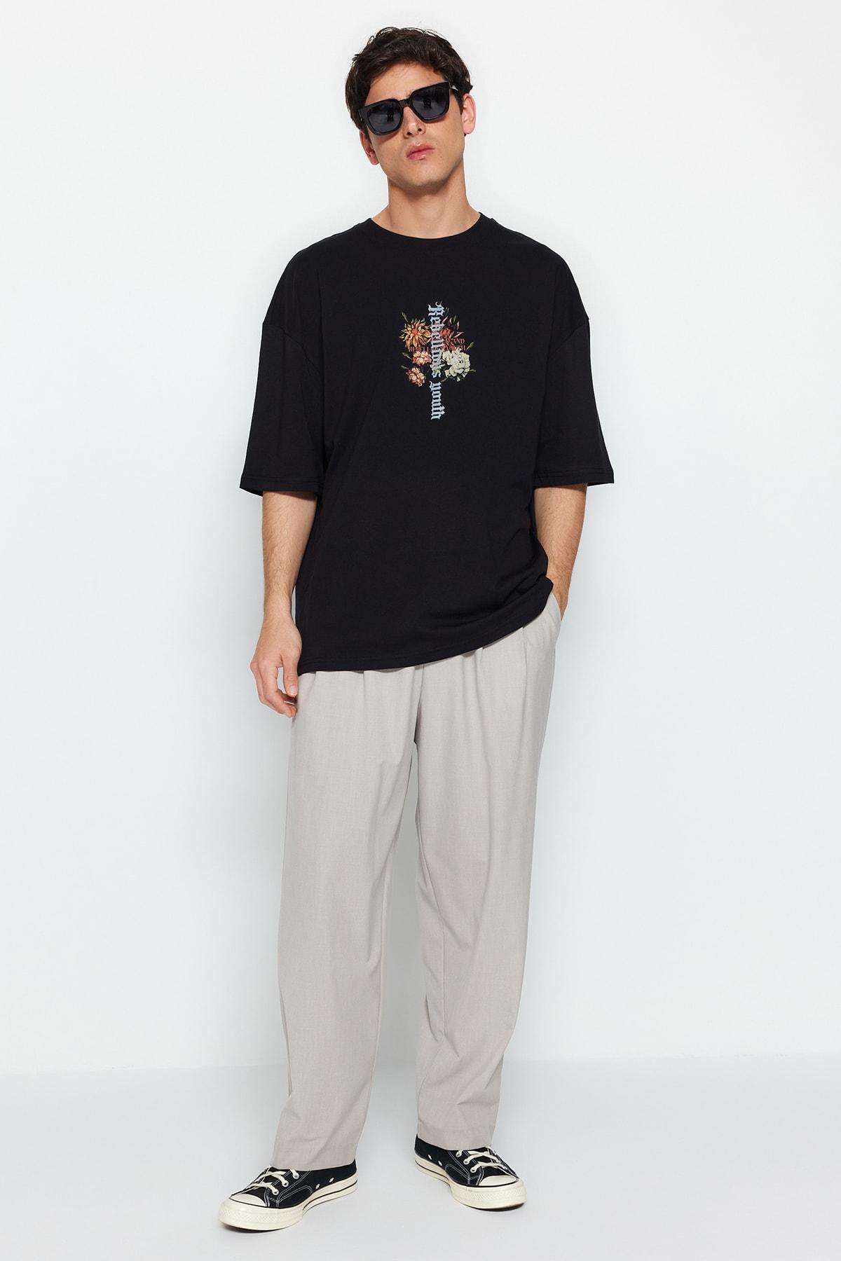 

Футболка - Черный - Oversize