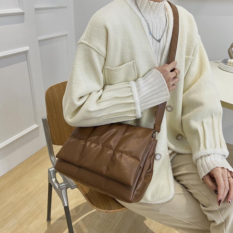 Yogodlns Vintage haftowana torba na ramię w kratę kobieca miękka skórzana torba Crossbody torba z klapką designerska torebka pod pachami