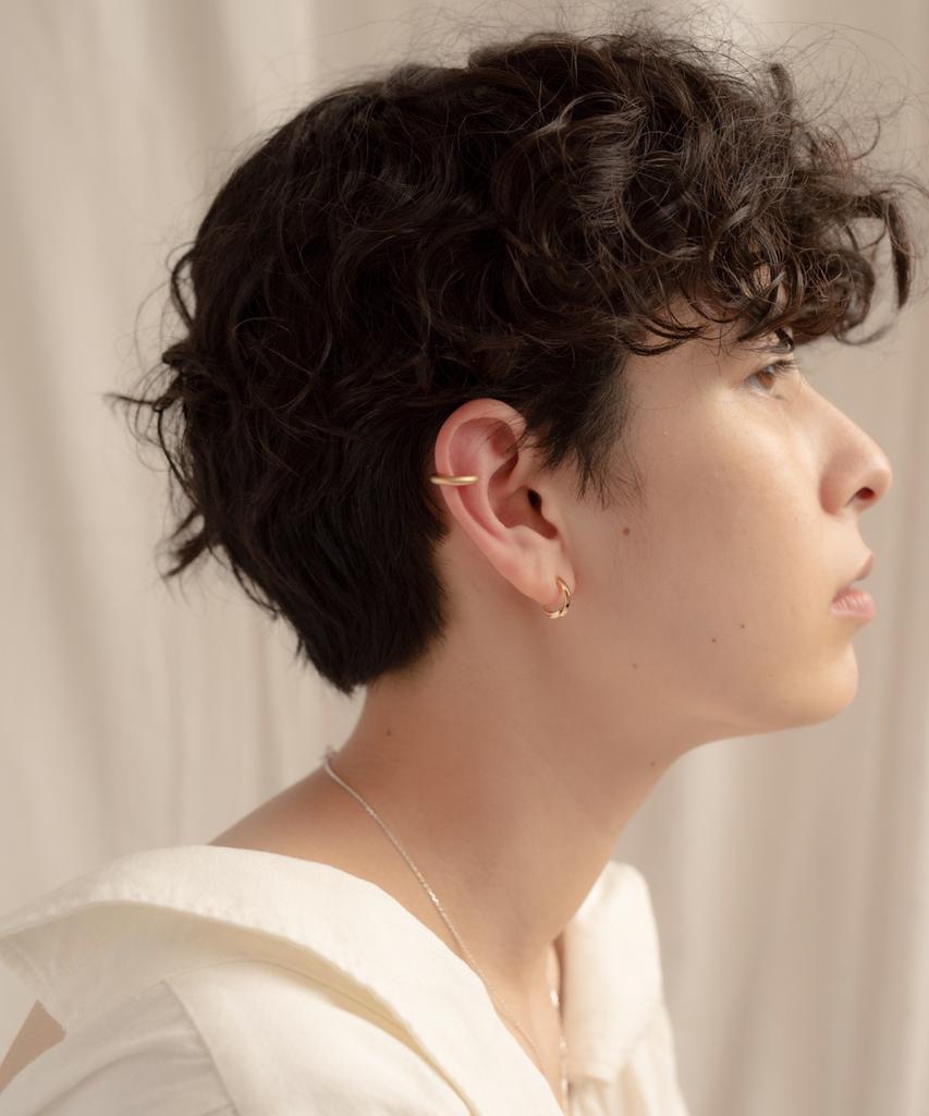 Novice Tokyo Matte Hoop Ear Cuff / Gold