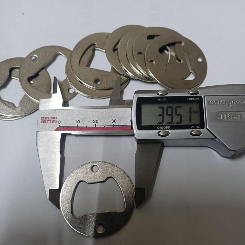 25 Flaschenöffner aus Eisenblech mit vernickelten Schrauben, verdickter runder Bierflaschenöffner, Hardware-Zubehör