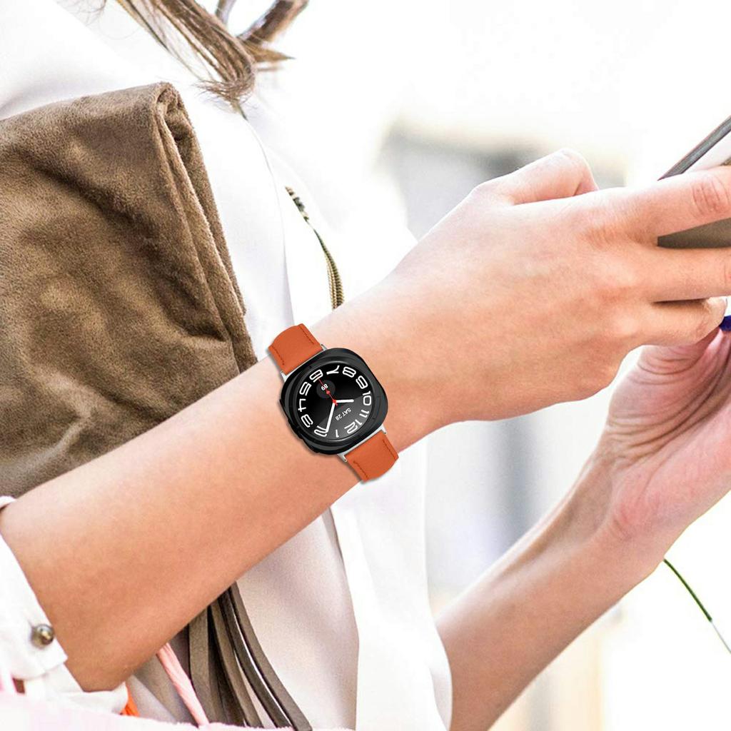 For Samsung Galaxy Watch Ultra (2025) 47mm/Watch Ultra 47mm Litchi Texture Genuine Cow Leather Strap Pointed-End Watch Band with Silver Buckle