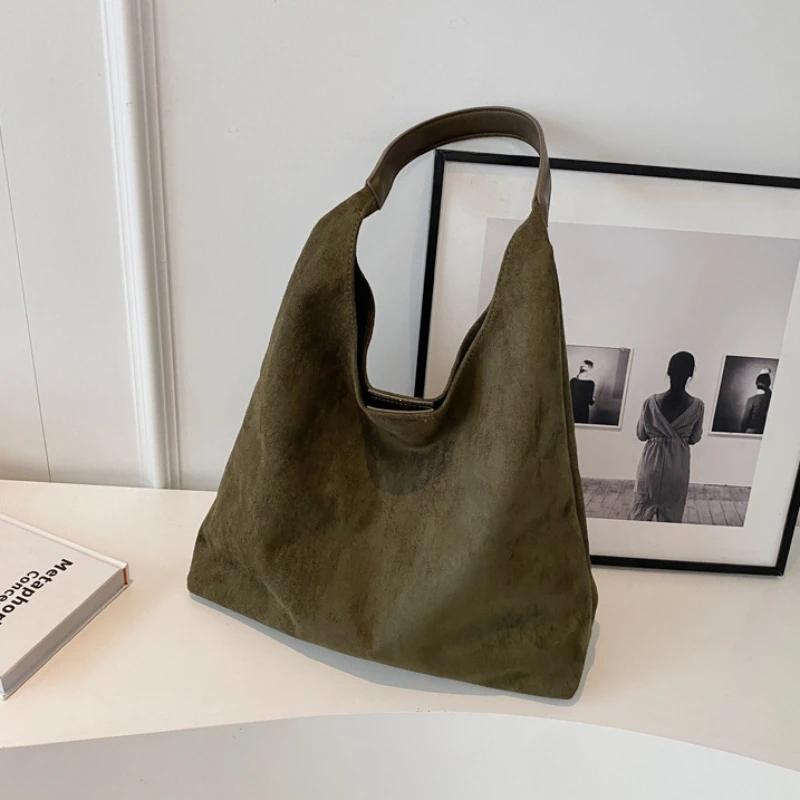 Women's Vintage Shoulder Bag Deer Skin Suede Handbags Large Capacity Solid Color Simple Casual Commuter Bag Retro Tote Bag Armpit Bag