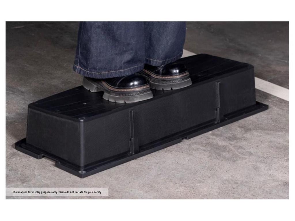 Geely Vision Trunk Accessory Pad: Magic Box Upgrade & Concealed Storage Solution