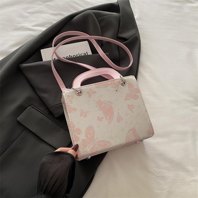 

Stylish Casual Shoulder Bag For Women In Fresh Colors With Unique Design For Everyday Use рожевий