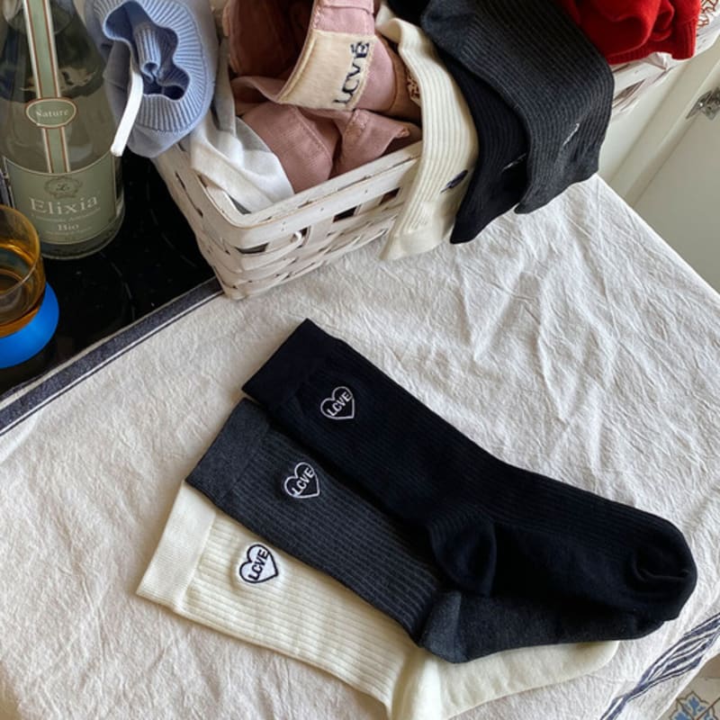 LCVE HEART POINT COTTON SOCKS