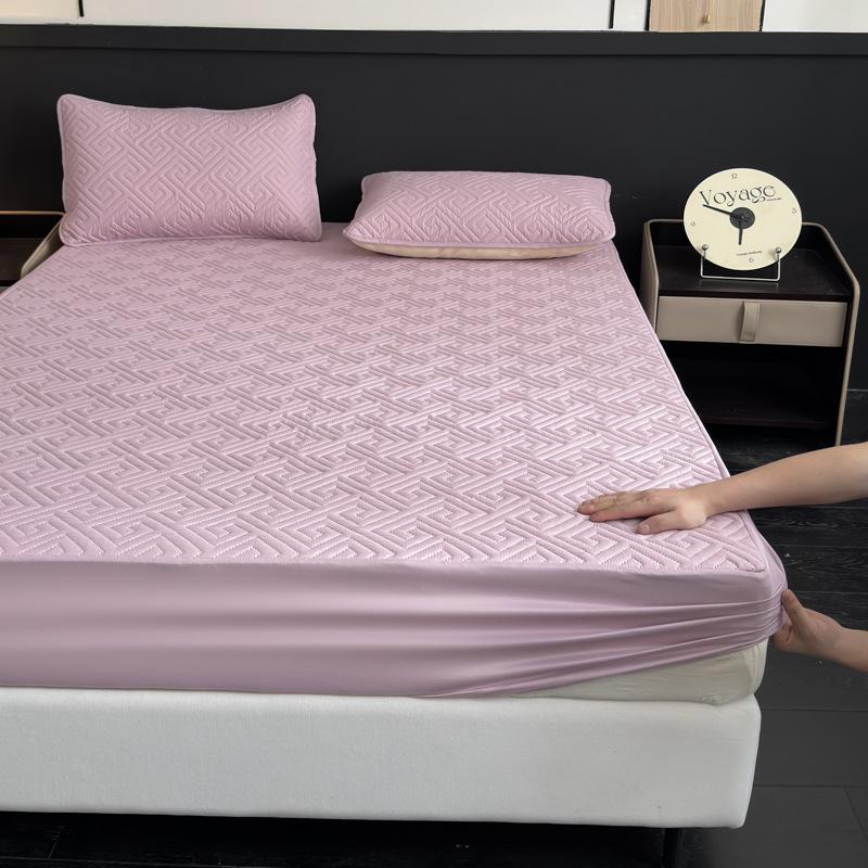Waterproof Quilted Anti-Stain Anti-Slip Mattress Protector