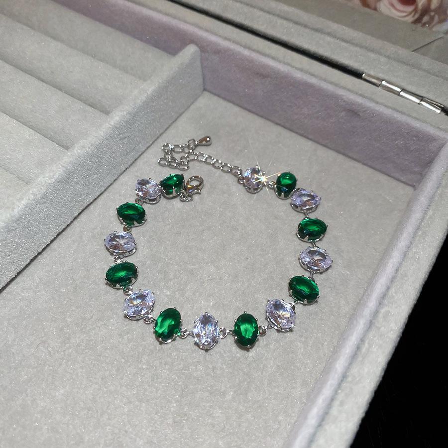 Europe and the United States Hot-selling Color Oval Love Zircon Bracelet Light Luxury Bracelet Personalized Jewelry Women