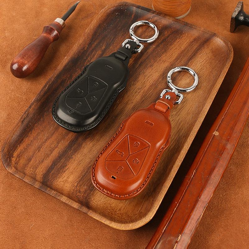 Genuine Leather Car Key Case for Xpeng P7, G3i, P5 - Handmade Cowhide High-End Retro Keychain Cover