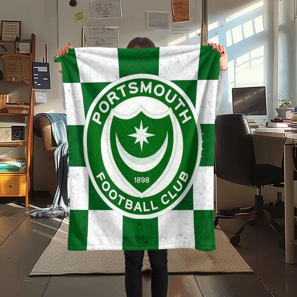 1PC Portsmouth Football Club Patterned Flannel Blanket Suitable For All Seasons for Home Decor Warmth and Comfort Gifts Holiday Present