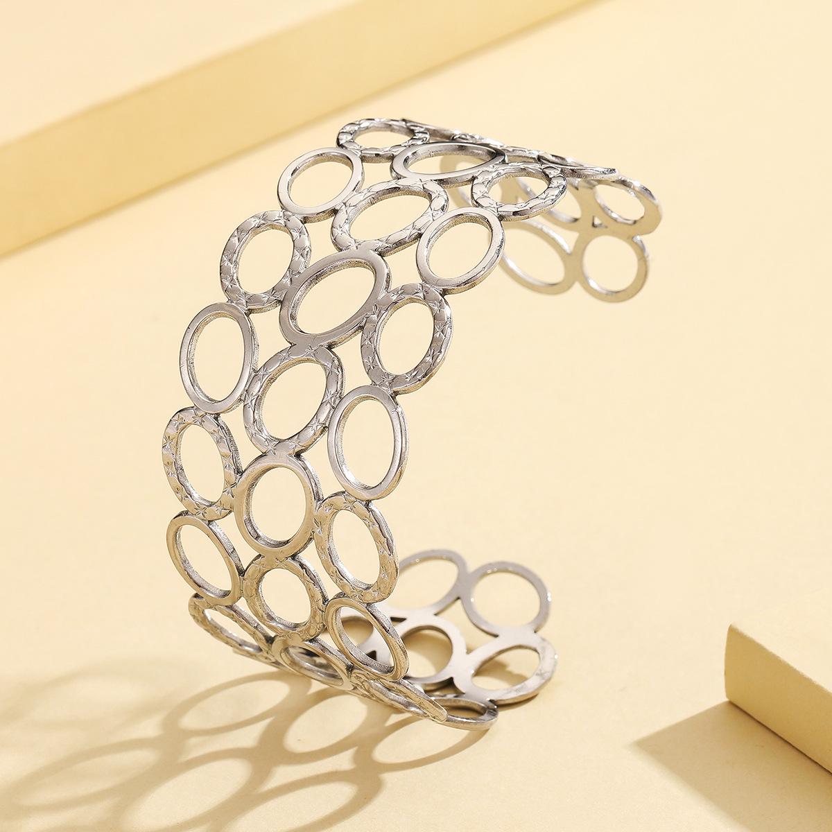 Cross-Border Fashion Geometric Oval Adjustable Bracelet for Women – Stainless Steel Gold Plated