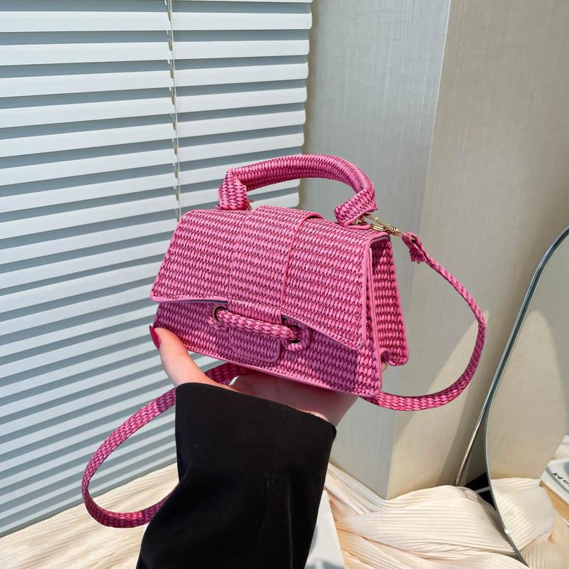 Nische Textur tragbare kleine Tasche Damen 2025 Frühling Mode Sanduhr kleine quadratische Tasche vielseitige trendige Umhängetasche