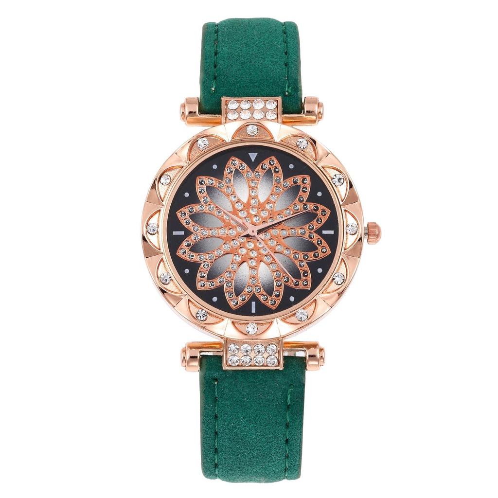 Women Leather Quartz Watch Classic Fashionable Wristwatch Accessory Gifts Girls