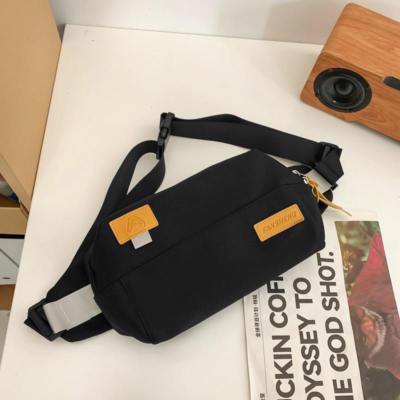 Kontrastowa kolorowa torba podróżna dla par. Torba na talię. Mała kwadratowa torba na ramię