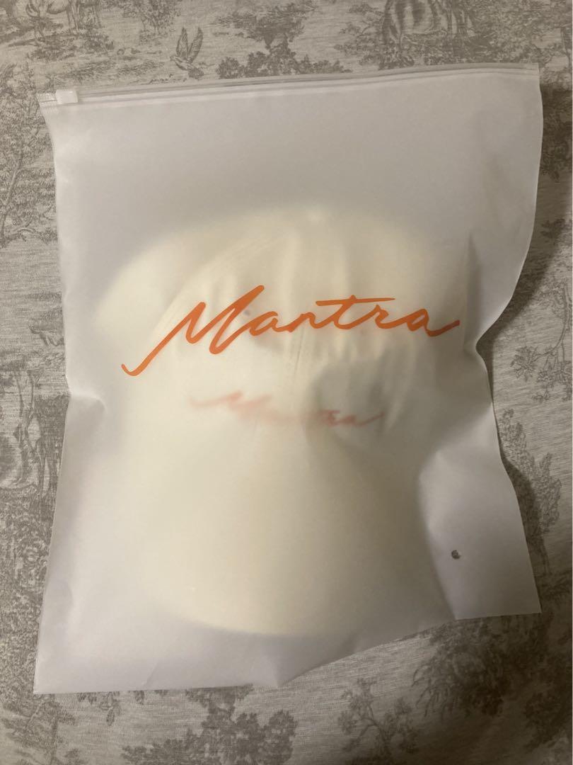 

[USED] BLACKPINK Jennie Mantra Cap, Ivory