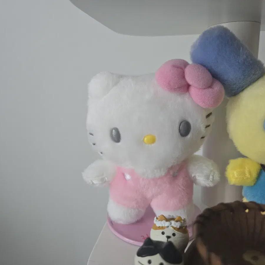 

Я продаю куклу Hello Kitty Pidato