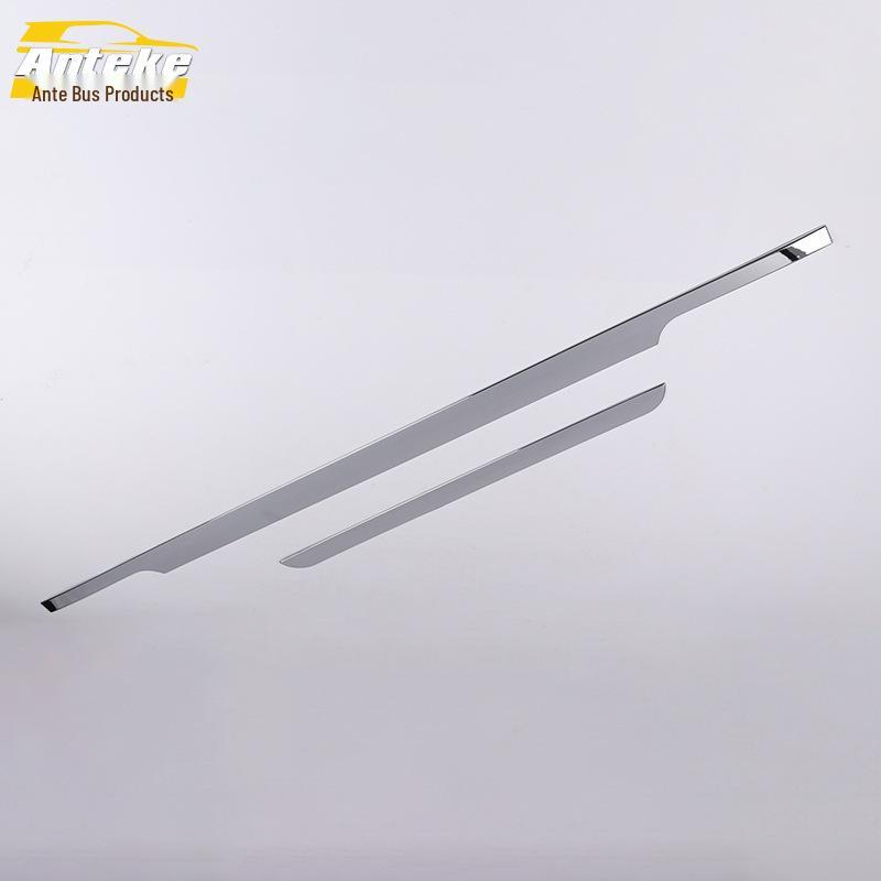 

17 Viano Tailgate Trim: Anti-Scratch Decorative Strip for Rear Trunk