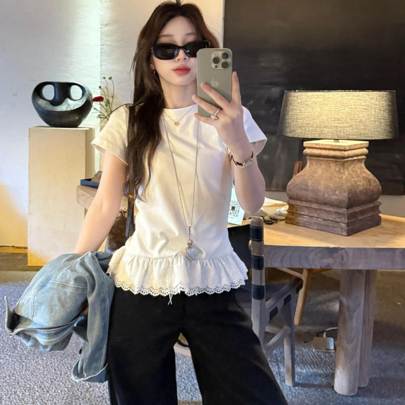 Women's Short-Sleeve Top with Ruffled Lace Hem Crew Neck