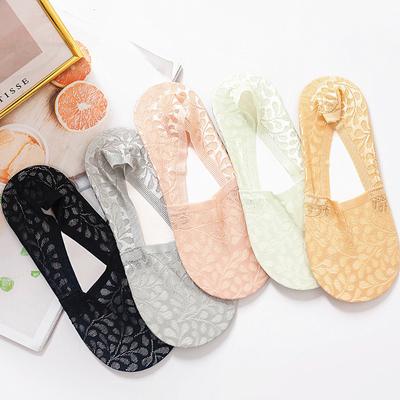 Summer Ultra-thin Low-cut Breathable Invisible Lace Boat Socks Sexy Non-slip Silicone Shallow Socks for Women