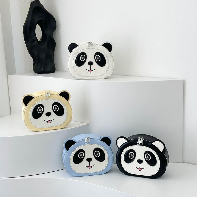 Cute Panda Small Bag 2025 New Japanese Cartoon Soft Girl Foreign Style Versatile Shoulder Bag Trendy Messenger Small Round Bag