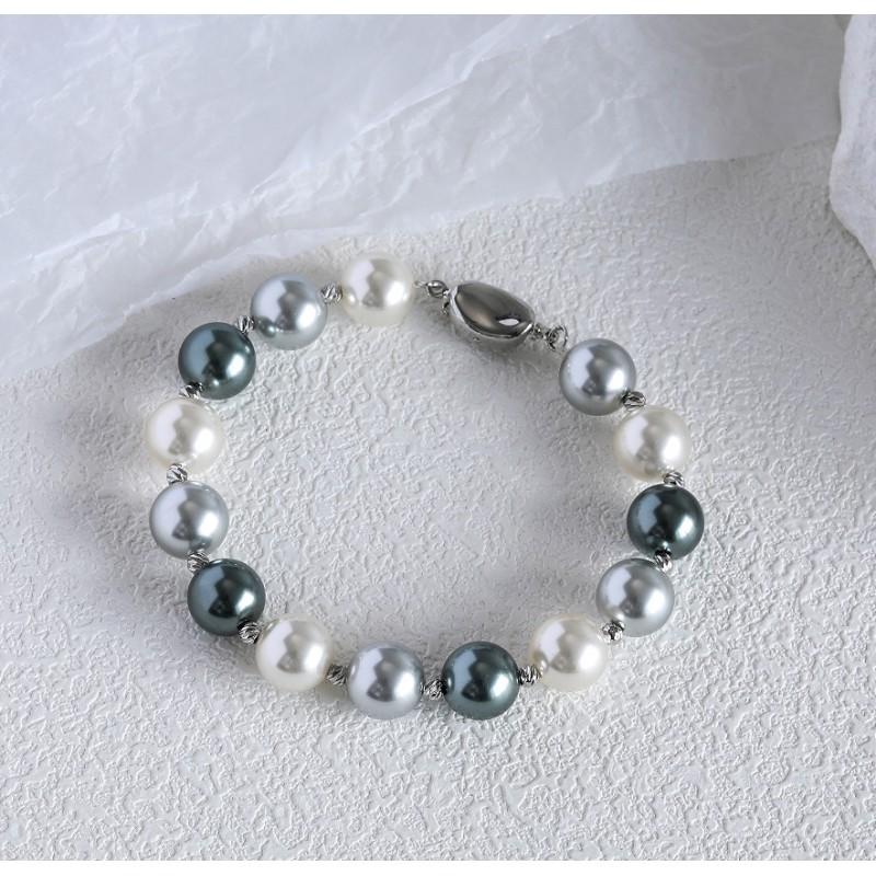 Elegant Gray Baroque Pearl Pendant Necklace Women Minimalist Alloy Chain With Unique Coin Charm Lightweight Statement Bracelet