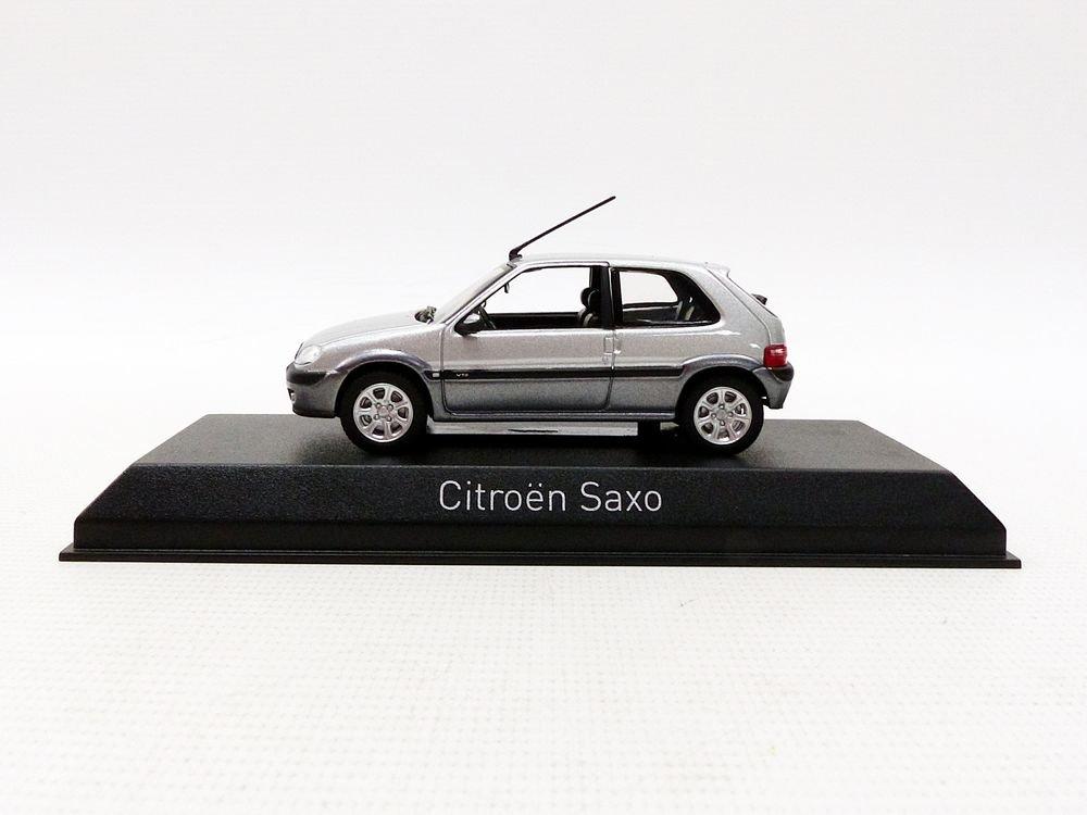 Norev Saxo VTS 2001 Regengrau Fertigmodell 1/43 Citroën Grau/Quarz