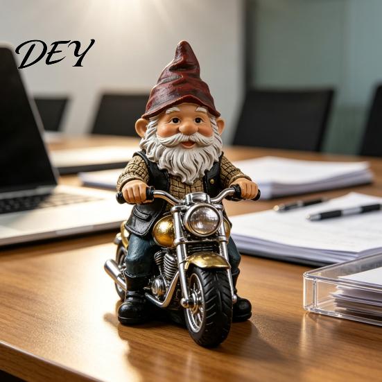 Gnome Desk Decor Riding Retro Motorcycle Figurine, Motorbike Dwarf Resin Statue Sculpture Sculpture, Ornament for Home Office Bookshelf Hand
