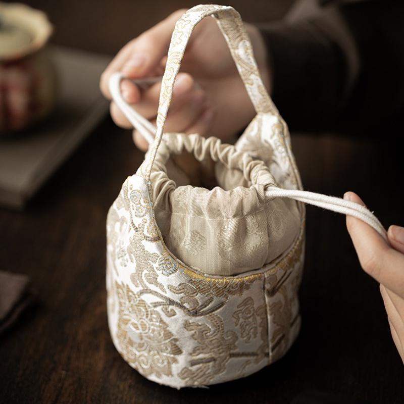 Brocade master cup storage bag Zisha pot protective bag Thickened premium travel portable bag Tea ceremony special tea