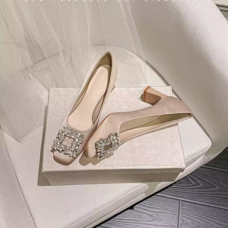 Fashion Spring New Square Heels for Women Fashion Square Head Shallow Mouth Crystal Buckle Anti-slip Wear-resistant Single Shoes