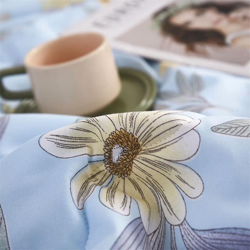 Tangna Lycra Tencel Orchid Grass Summer Quilt