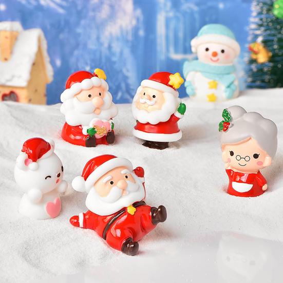 Christmas Figurine Eco-friendly Cartoon Design Exquisite Resin Christmas Micro Landscapes Ornament for Decoration
