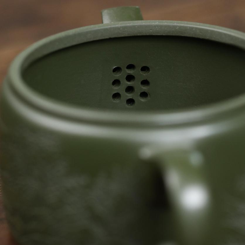 14,7x7,1cm/220cc ručně vyráběná fialová hliněná konvička originální minerální zelené bahno zenová čajová konvička Kung Fu čajový set čínská čajová konvička 10 otvorů