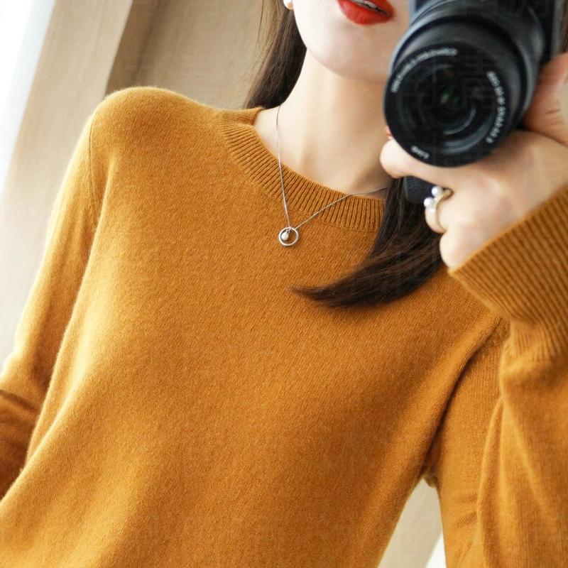 Autumn and Winter Round Neck Sweater Women's Pullover Knitted Sweater Solid Color Long Sleeved Women's Thin Short Base Shirt