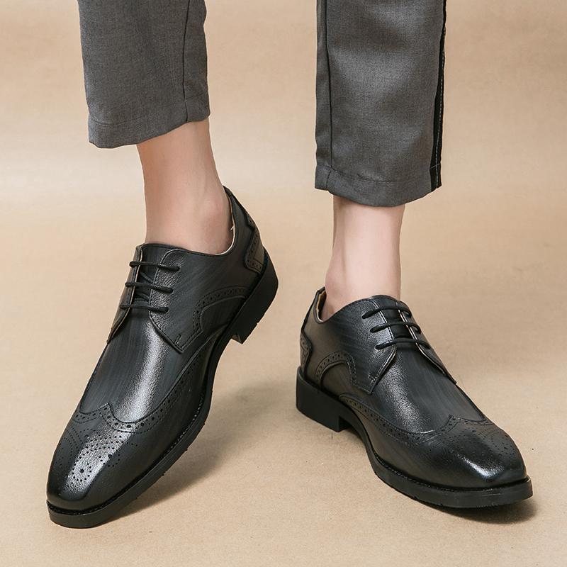 Brand Men's Business Wedding Dating Leather Formal Shoes Classic Retro Style Brogue Shoes Quality Gentleman Elegant Oxford Shoes