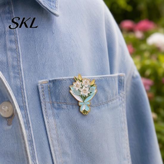 Durable Metal Brooch Zinc Alloy Pin, Colorful Flower Shape Lapel Smooth Polished Edge Edges Enamel Badge for Coats Scarves Canvas Bags Gift