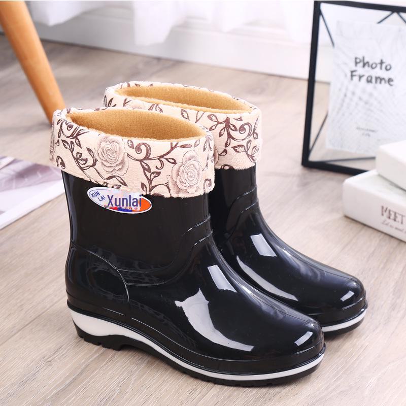 

Жіночі нековзні короткі гумові чоботи - модні, теплі, низькі, з гуми з оксамитом, цільний дизайн 40