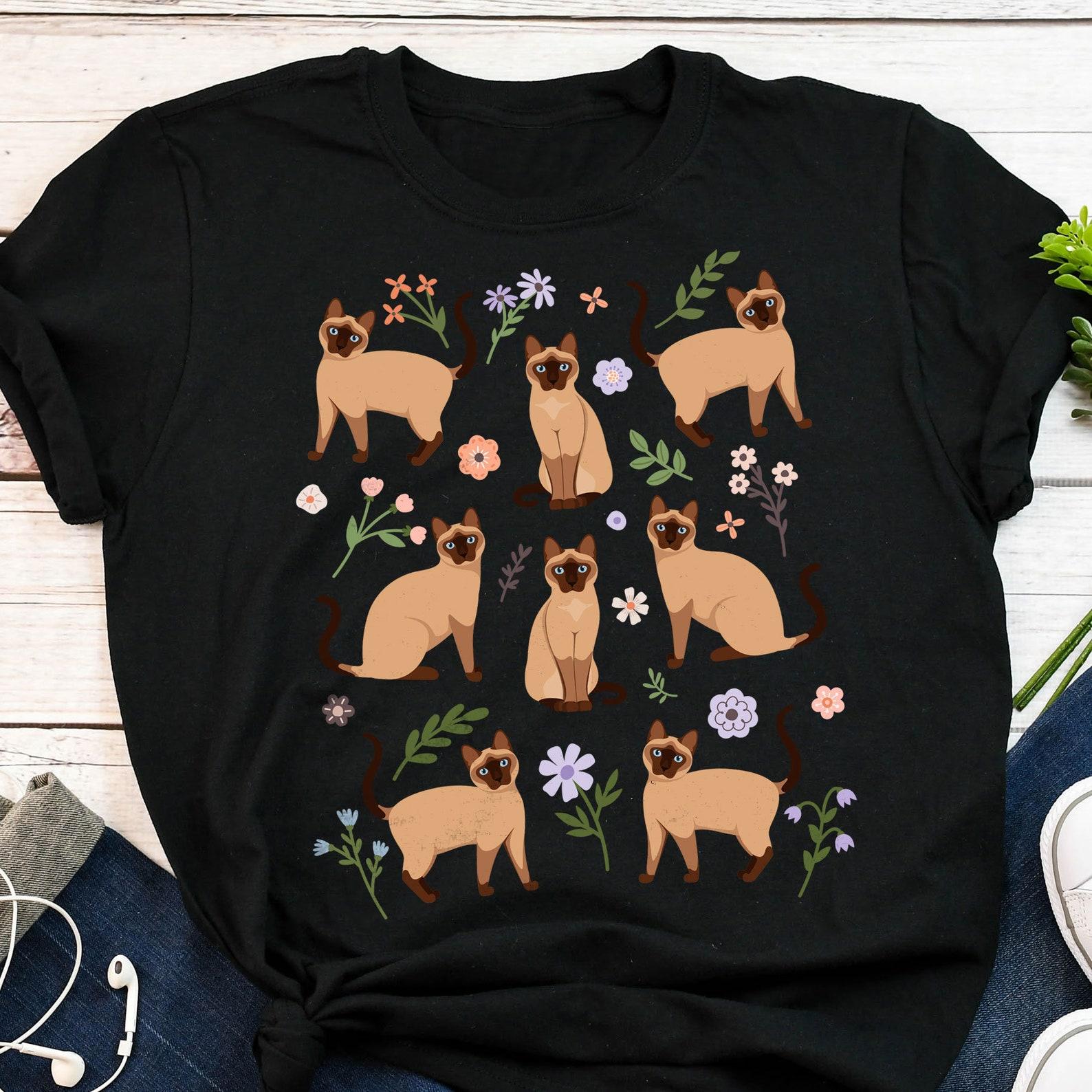 Siamese Cat Shirt, , , Siamese Cat Lover Gift, Cute Pet T-shirt, Siamese Lover Tshirt, Siamese Cat Tee, Siamese Mom, Dad, Animal 150