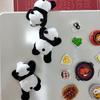 Aimant de réfrigérateur Panda en peluche mignon Panda de dessin animé rembourré doux Aimant de réfrigérateur Panda Décoration de cuisine Pour cadeau Ornement d'artisanat