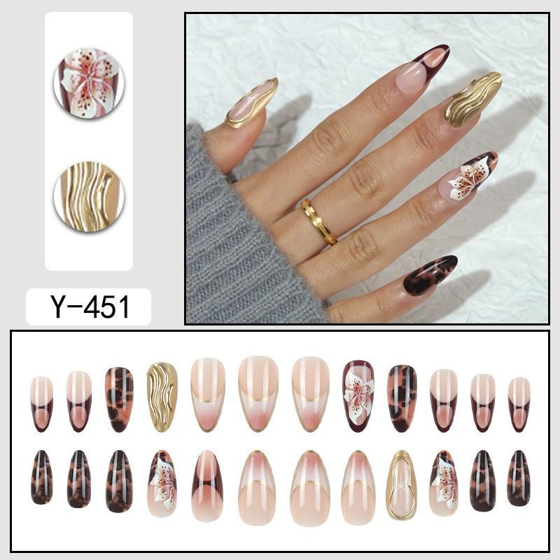 Short Press-On Nails Set With Floral Design Minimalist False Women Wearable Nail Tips In Multiple Colors
