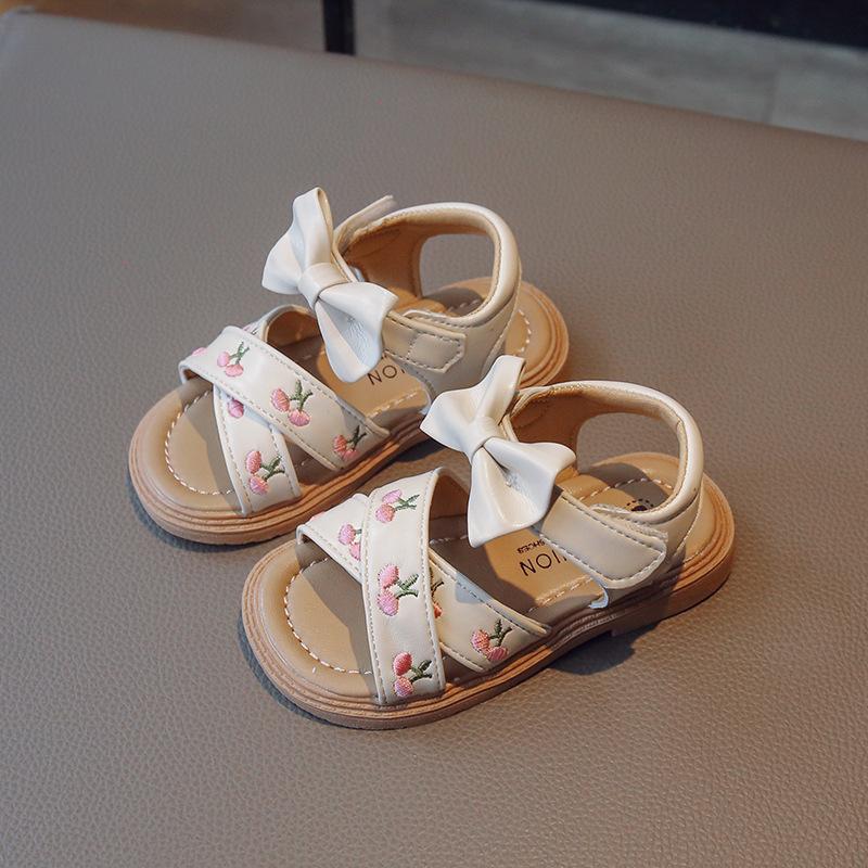 Fashion Embroidered Soft Sole Princess Sandals For Kids Girls Summer Beach Shoes