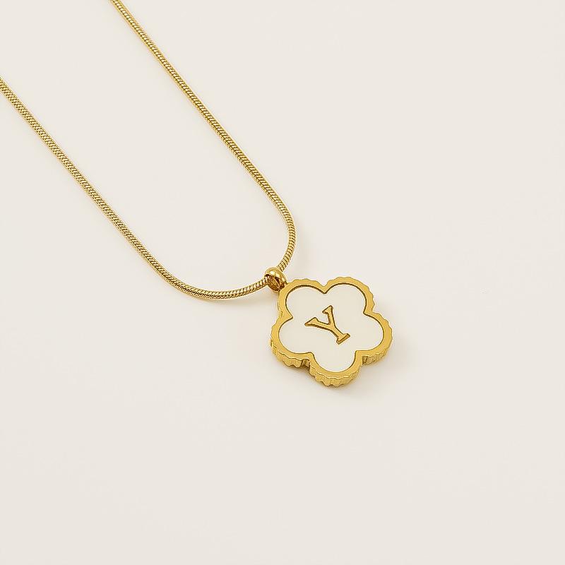 Stainless steel five-leaf clover 18K letter necklace high sense 26 shell letter pendant jewelry