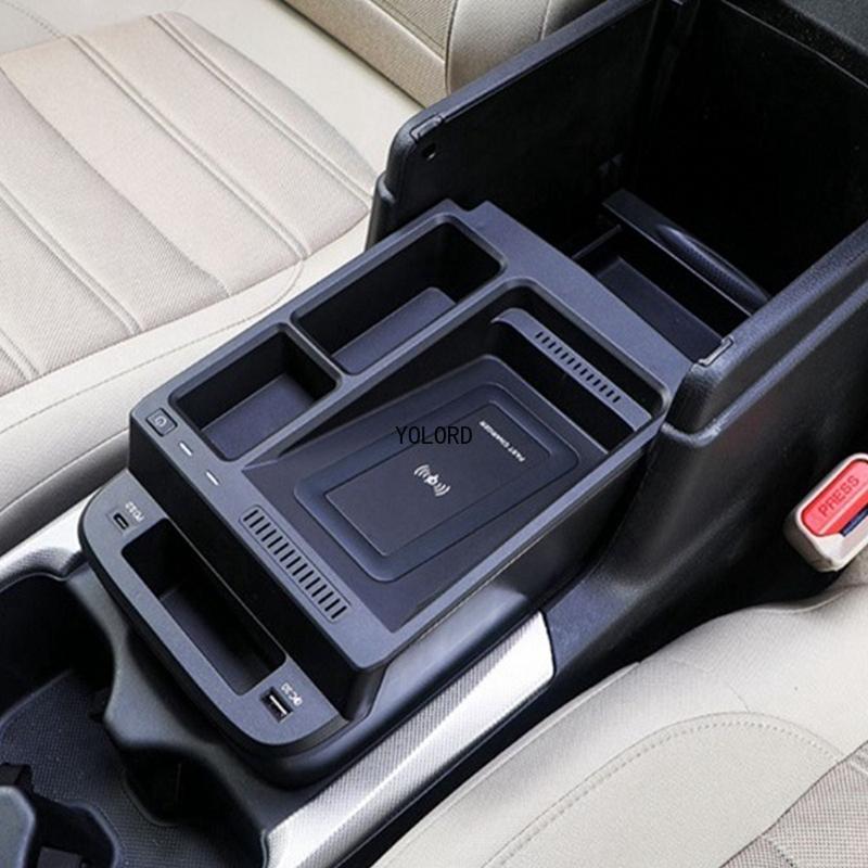 15W Car Wireless Charger QI Phone Charger Fast Charging Case Phone Holder For Honda CRV CR-V 2017-2022