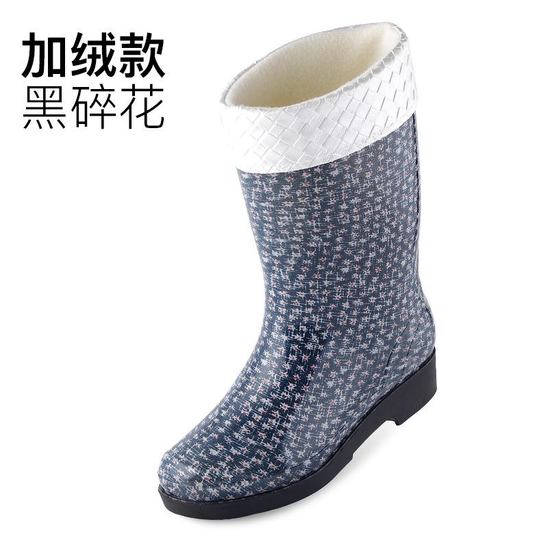Water shoes fashion flower cloth rain shoes women's medium tube rain boots adult water boots work non-slip waterproof glue shoe cover shoes