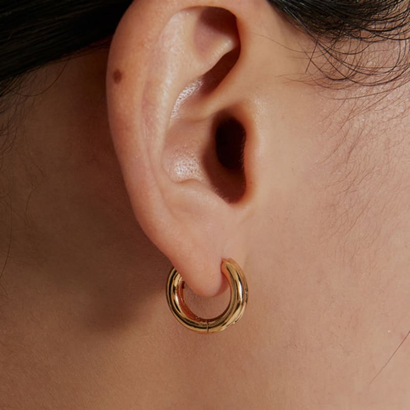 Invisible Collage COVERY HOOP EARRING_GOLD
