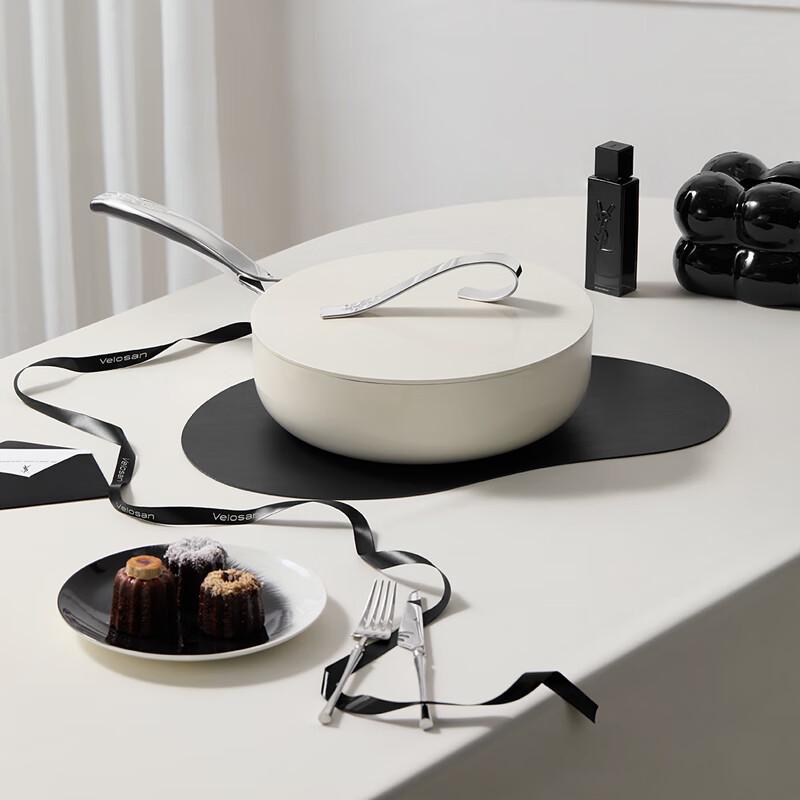 Wen Lun Shan Free Ribbon Series Non-Stick Frying Pan