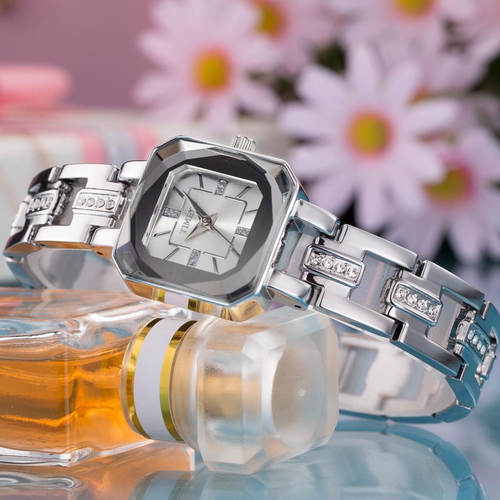 Time100 Ladies’ Watch 30M Water Resistant W80023L