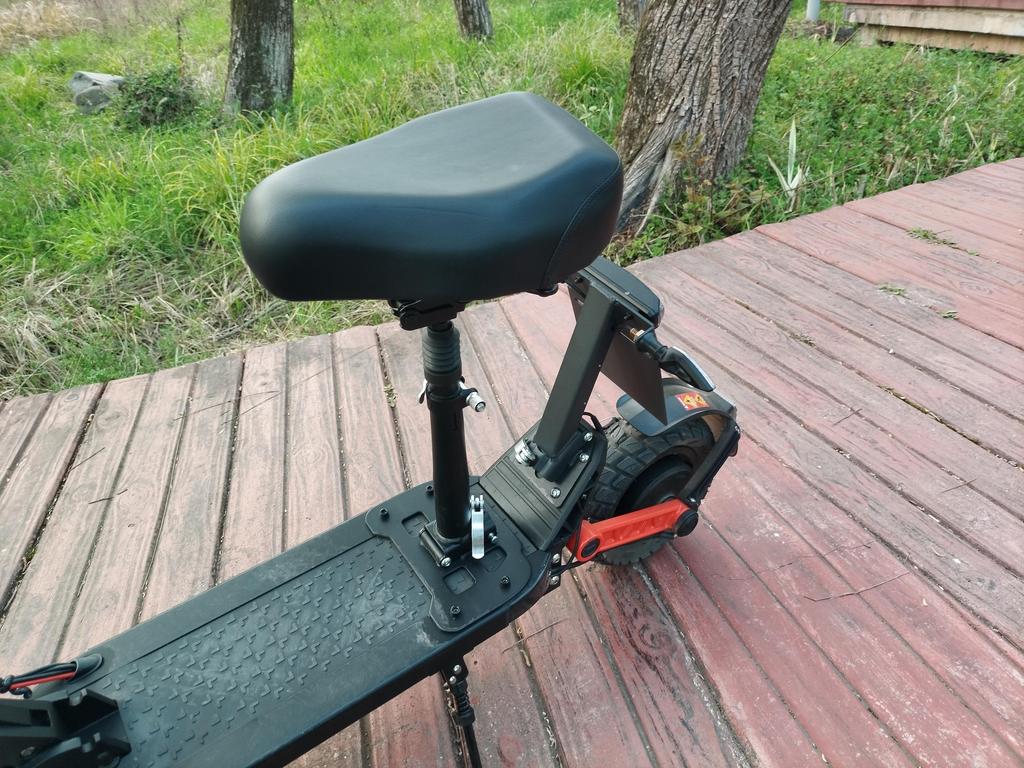 JOYOR S8E Elektroroller 800W Motor, 48V 26Ah Batterie, 80KM Reichweite, 10 Zoll Offroad-Reifen Erwachsenen E-Scooter mit Sitz