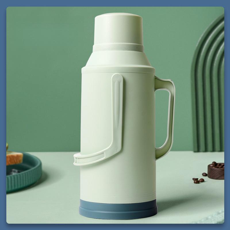 Large Capacity Insulated Thermos for Students & Dorms - Classic Plastic Design