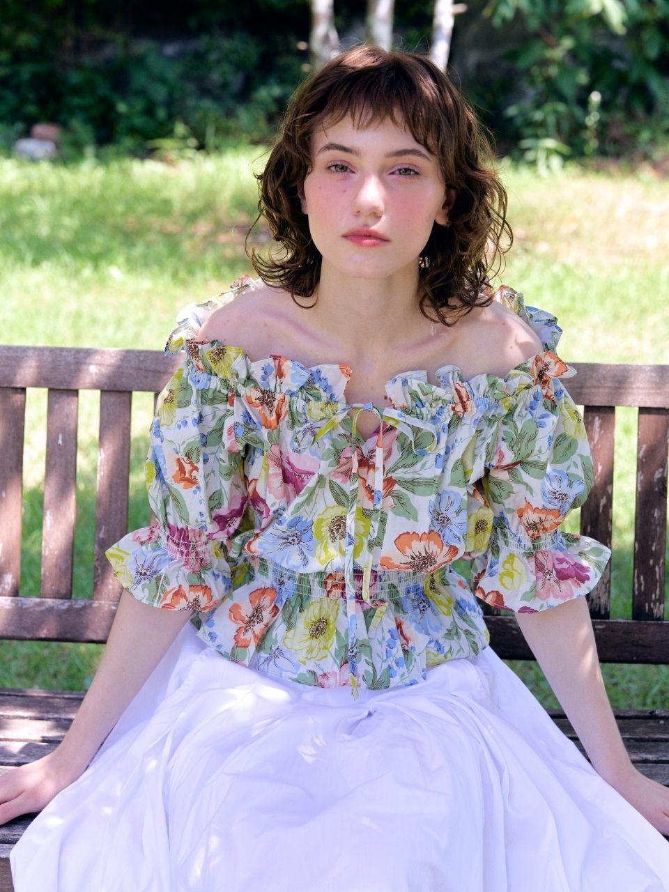 Fabric Seoul Tropical Volume Blouse Ivory/Free