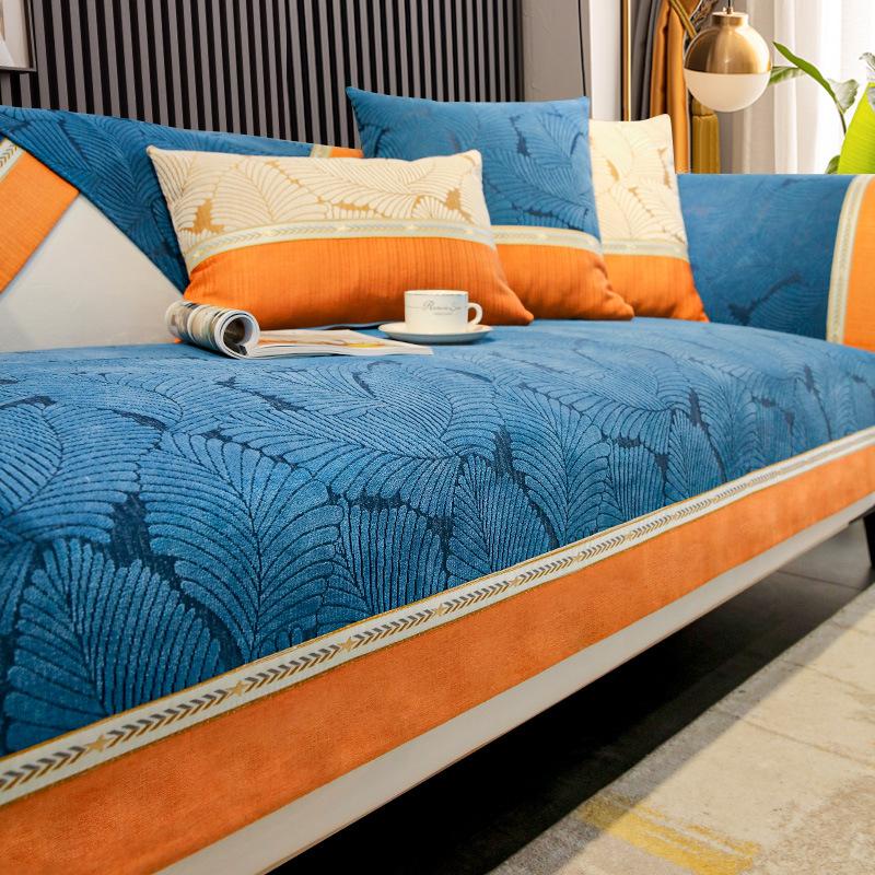 

Подушка для дивана из синели, универсальный нескользящий чехол для дивана Four Seasons, новинка 2024 года, простая современная подушка, ткань с полным покрытием 70*70