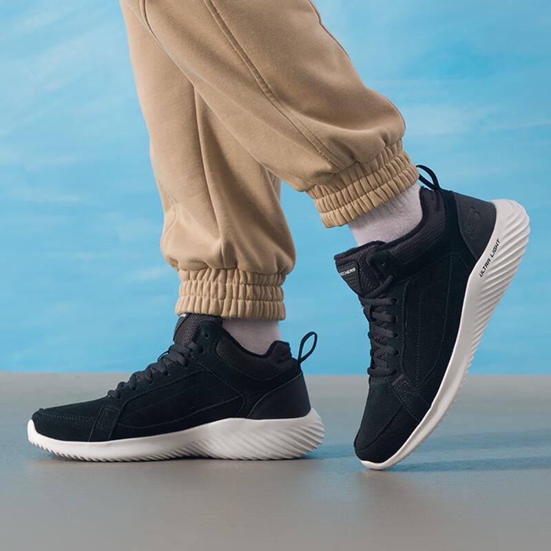 Skechers Men s Winter Plush Lined Casual Shoes 7